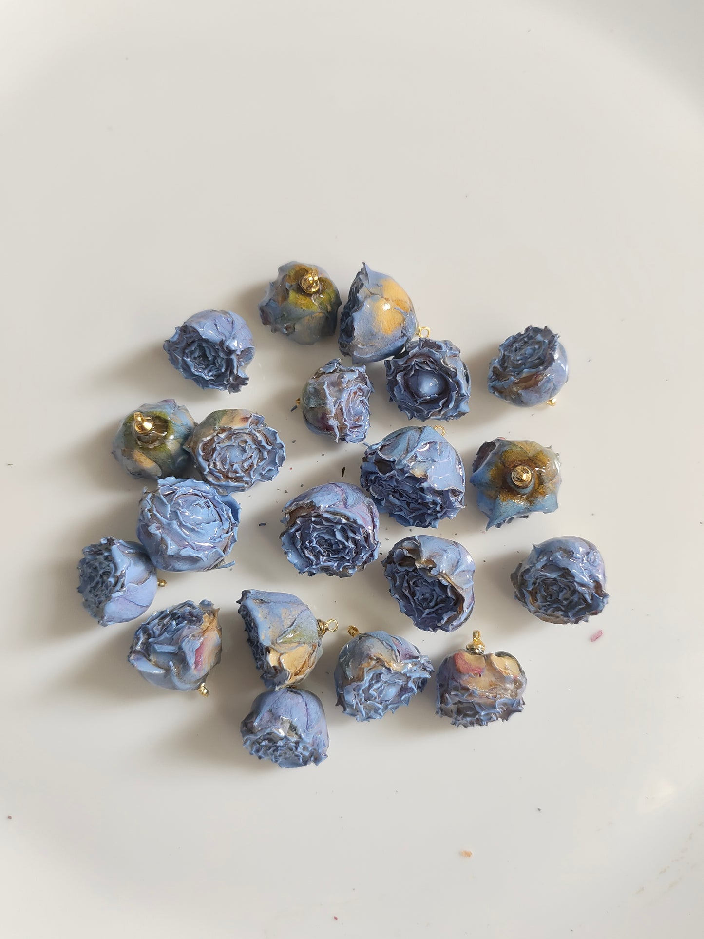 Resin Rose Charms - 1 Piece