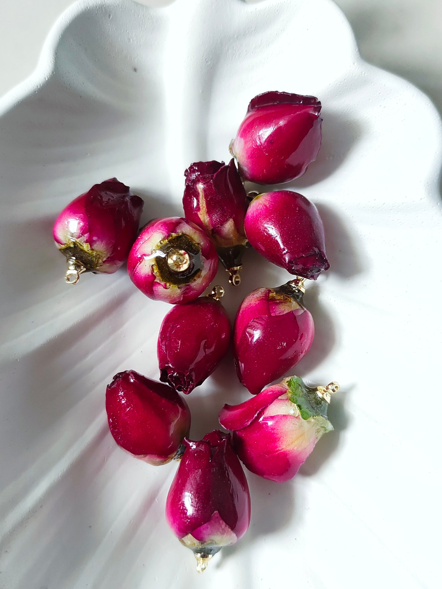 Resin Rose Charms - 1 Piece