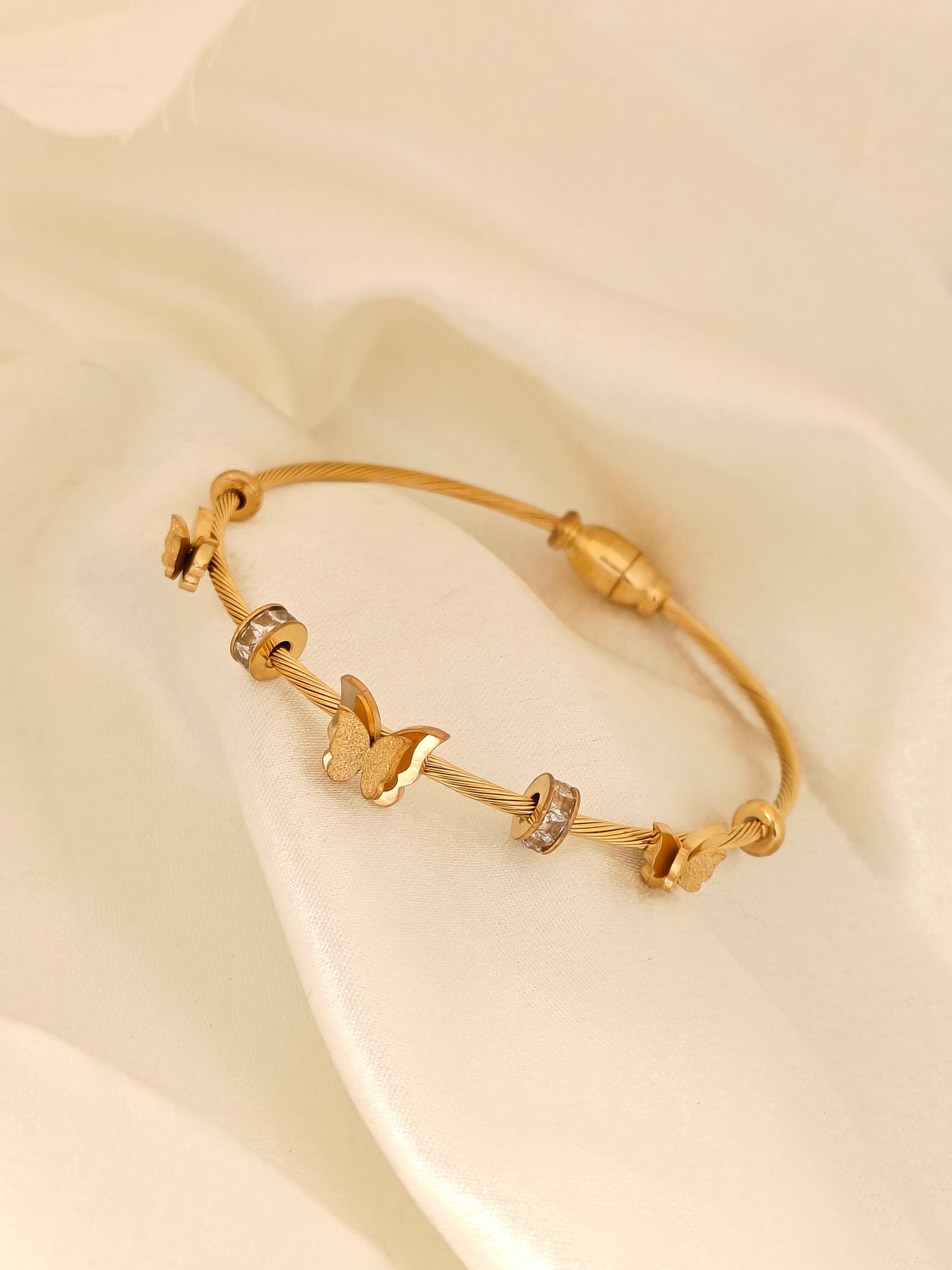 Butterfly Kada