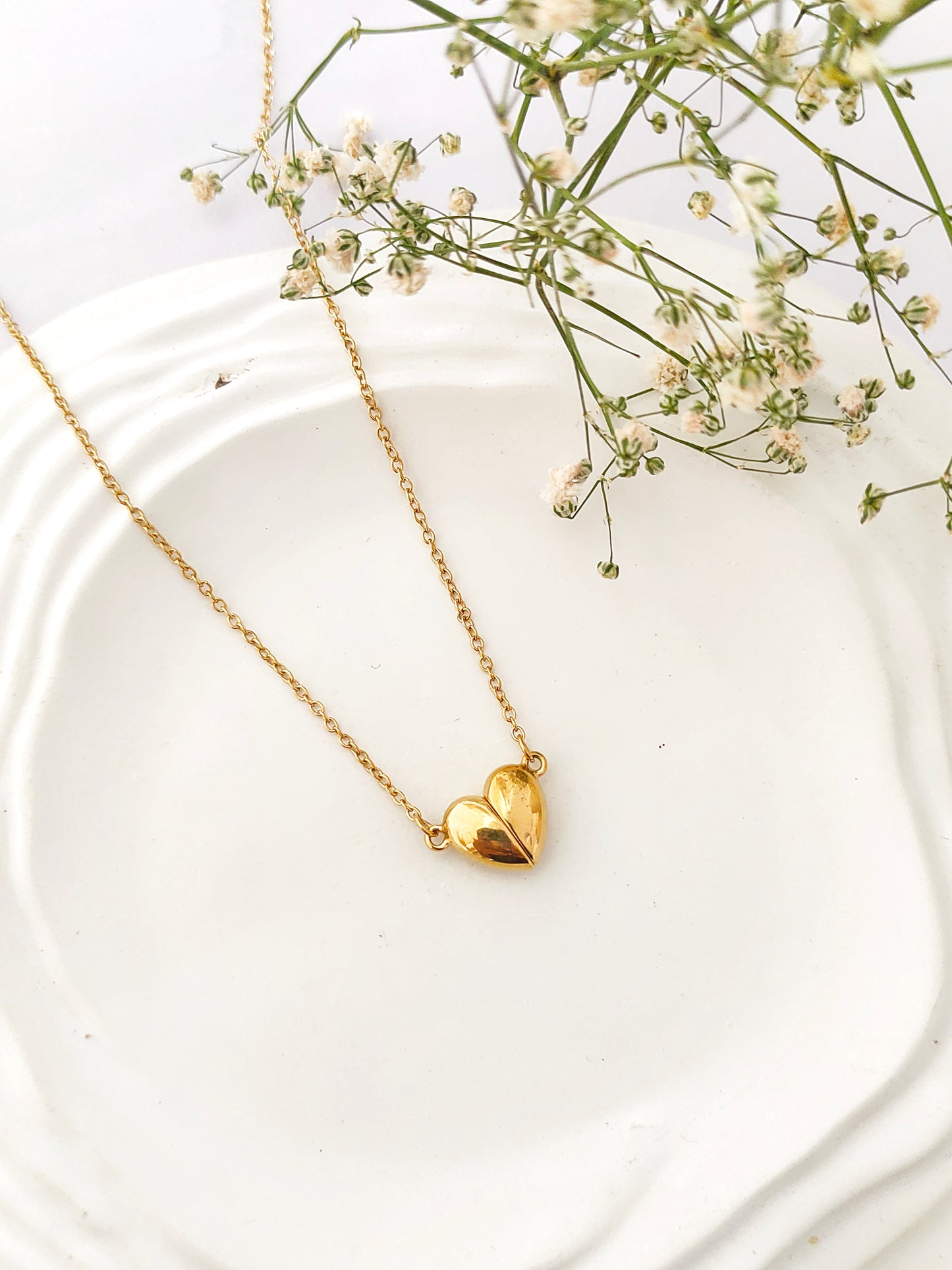 Heart Magnetic Charm Necklace