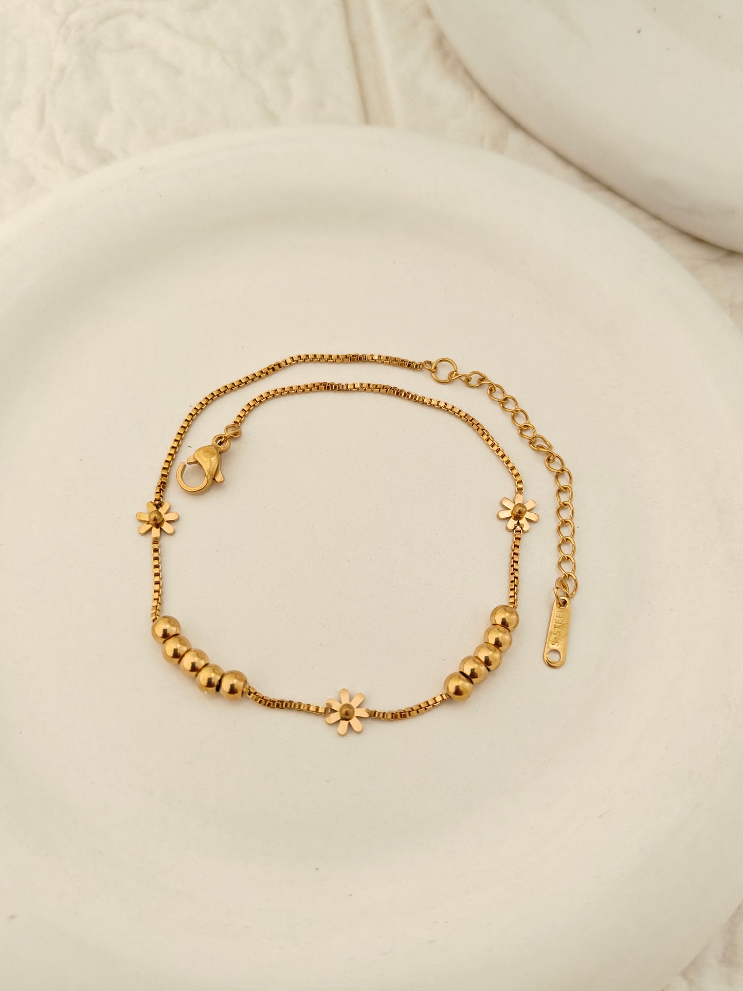 Daisy Glowy Bracelet