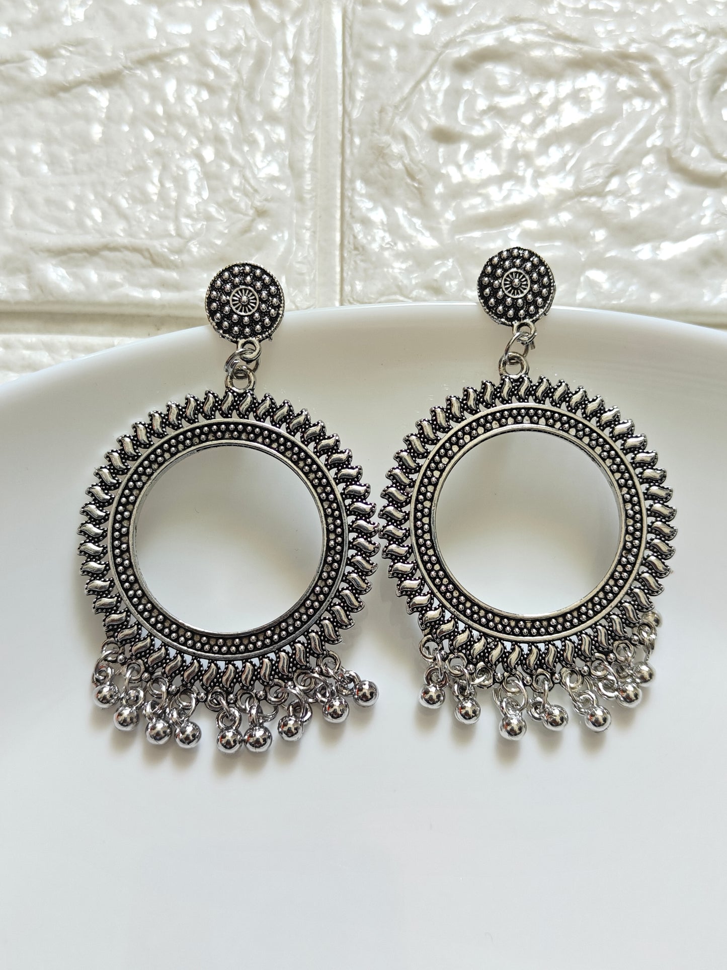 Silver Round Jhumka Base - 1 Pair