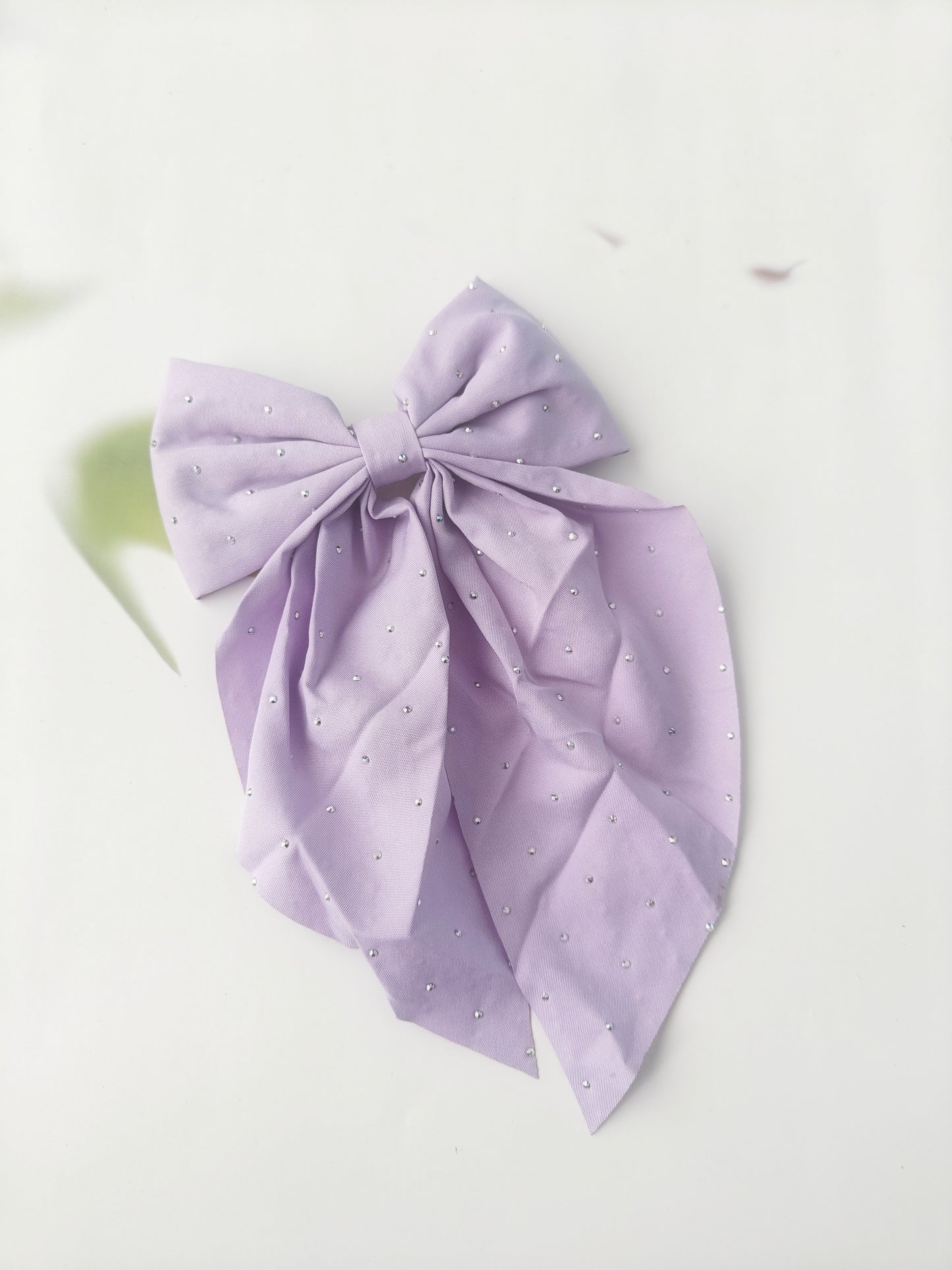 Glimmer Tail Bows