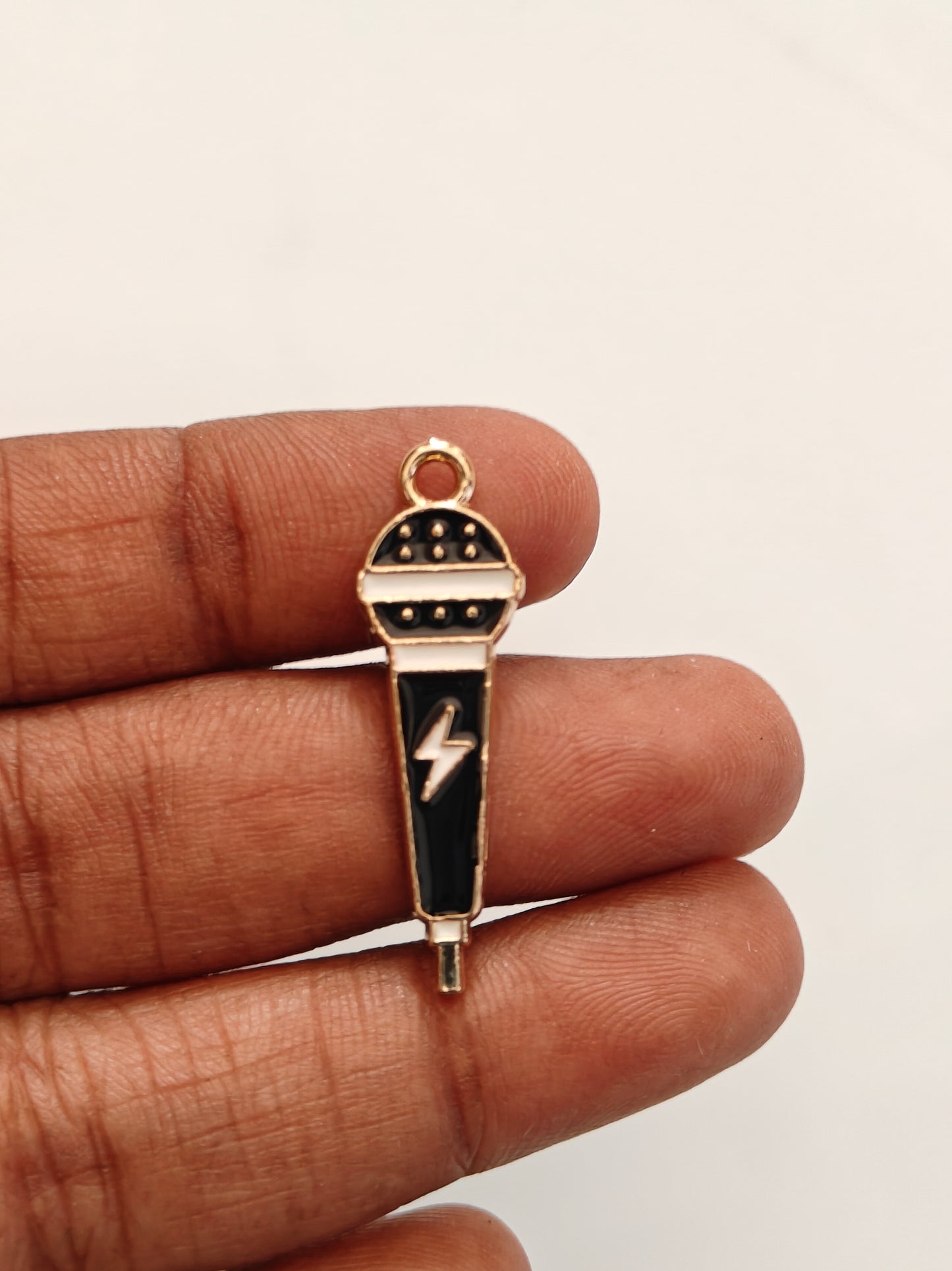 Mike Charm - 1 Piece