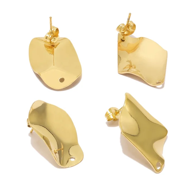 Stainless Steel Gold Oval / Rhomboid Stud - 1 Pair