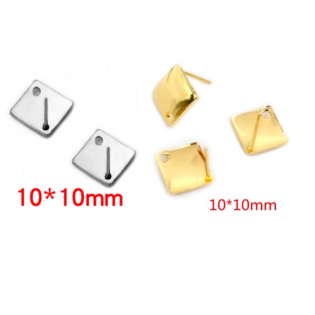 Square Studs - 1 Pair