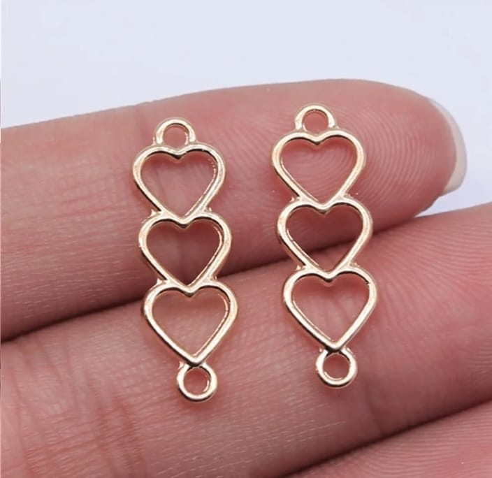 Tri-Heart Charm - 1 Piece