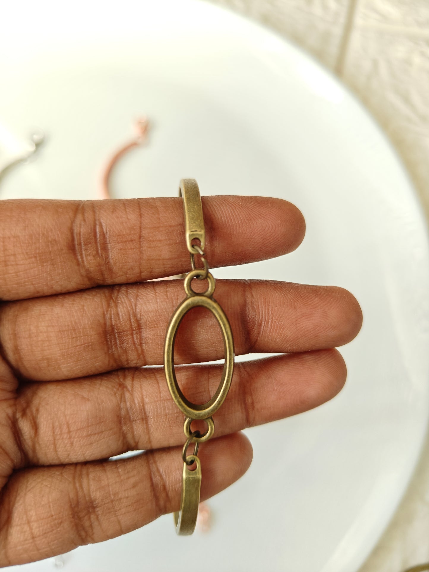 Oval Bezel Bracelet - 1 Piece