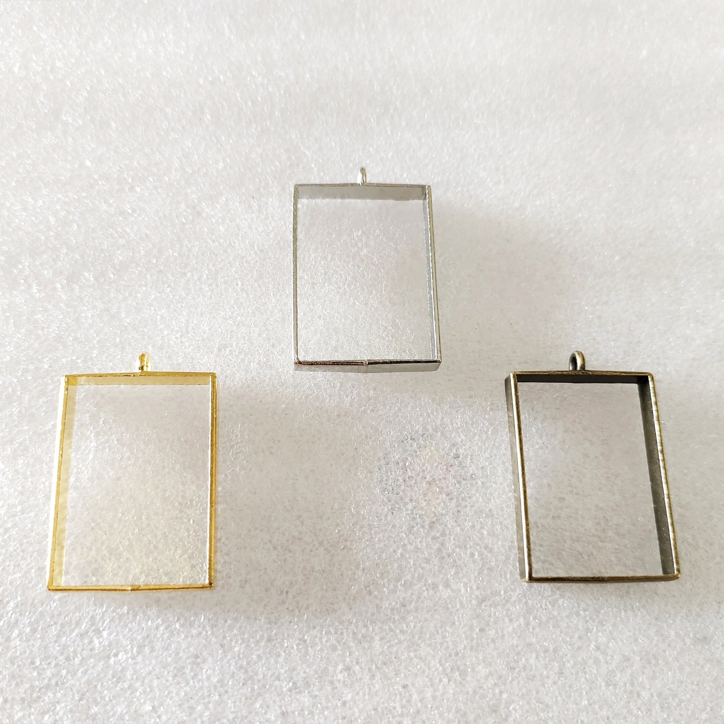 Rectangle Open Bezel with Hole - 1 Piece