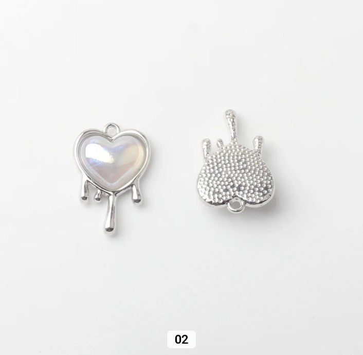 Dripping Heart Charm - 1 Piece