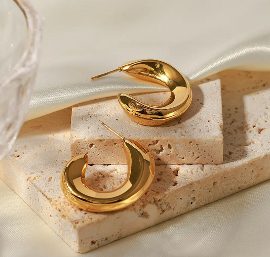 Curvy Earring