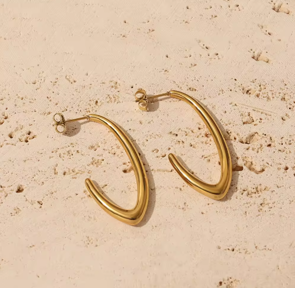 Long Curvy Earring