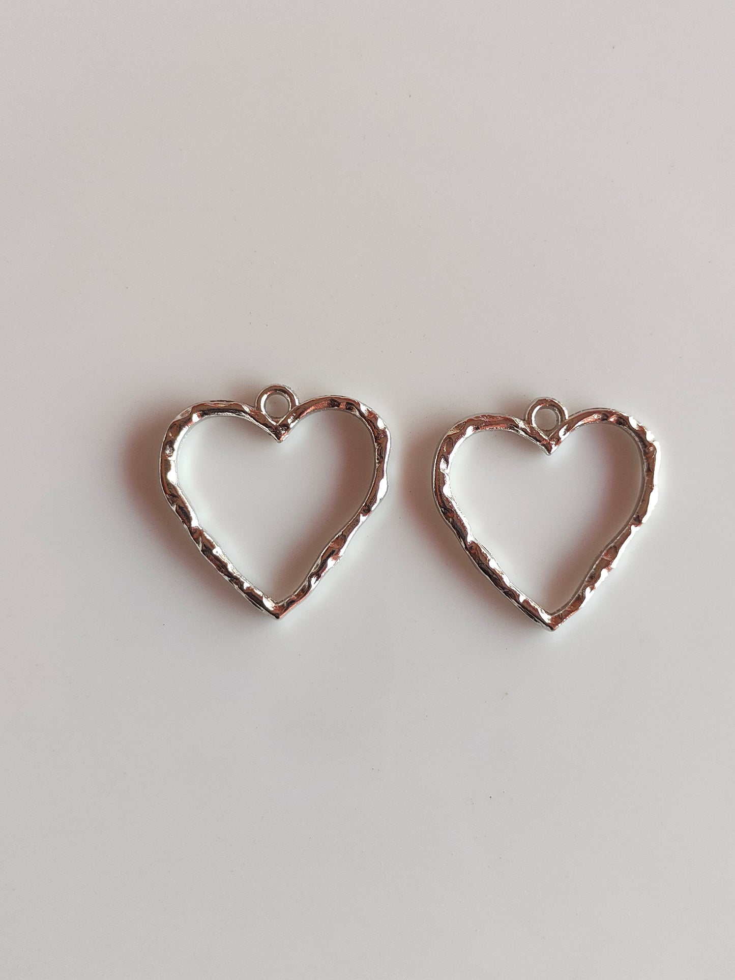 Silver Heart Hammered Bezel - 1 Piece