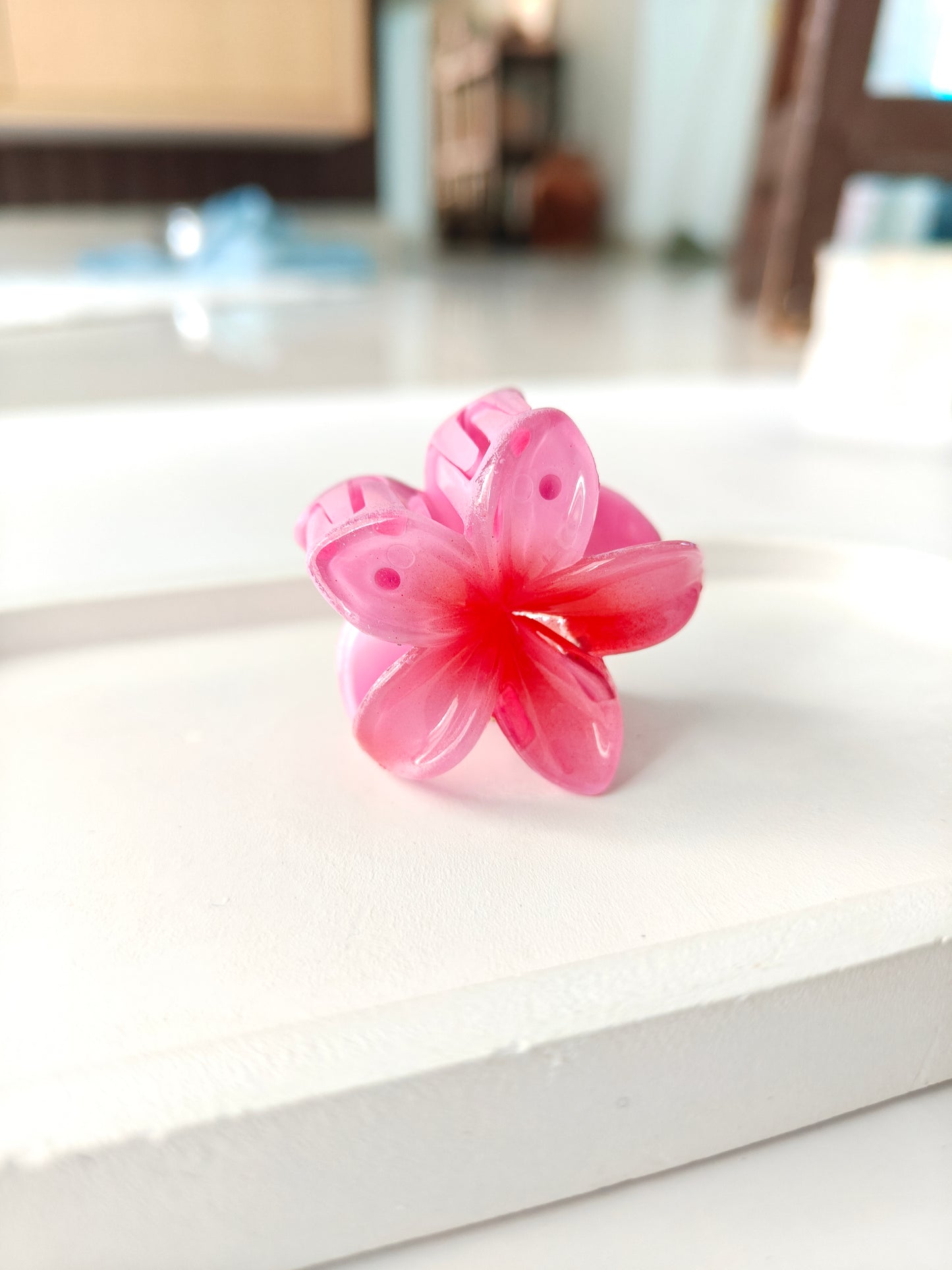 Hawaii Mini Daisy Claw