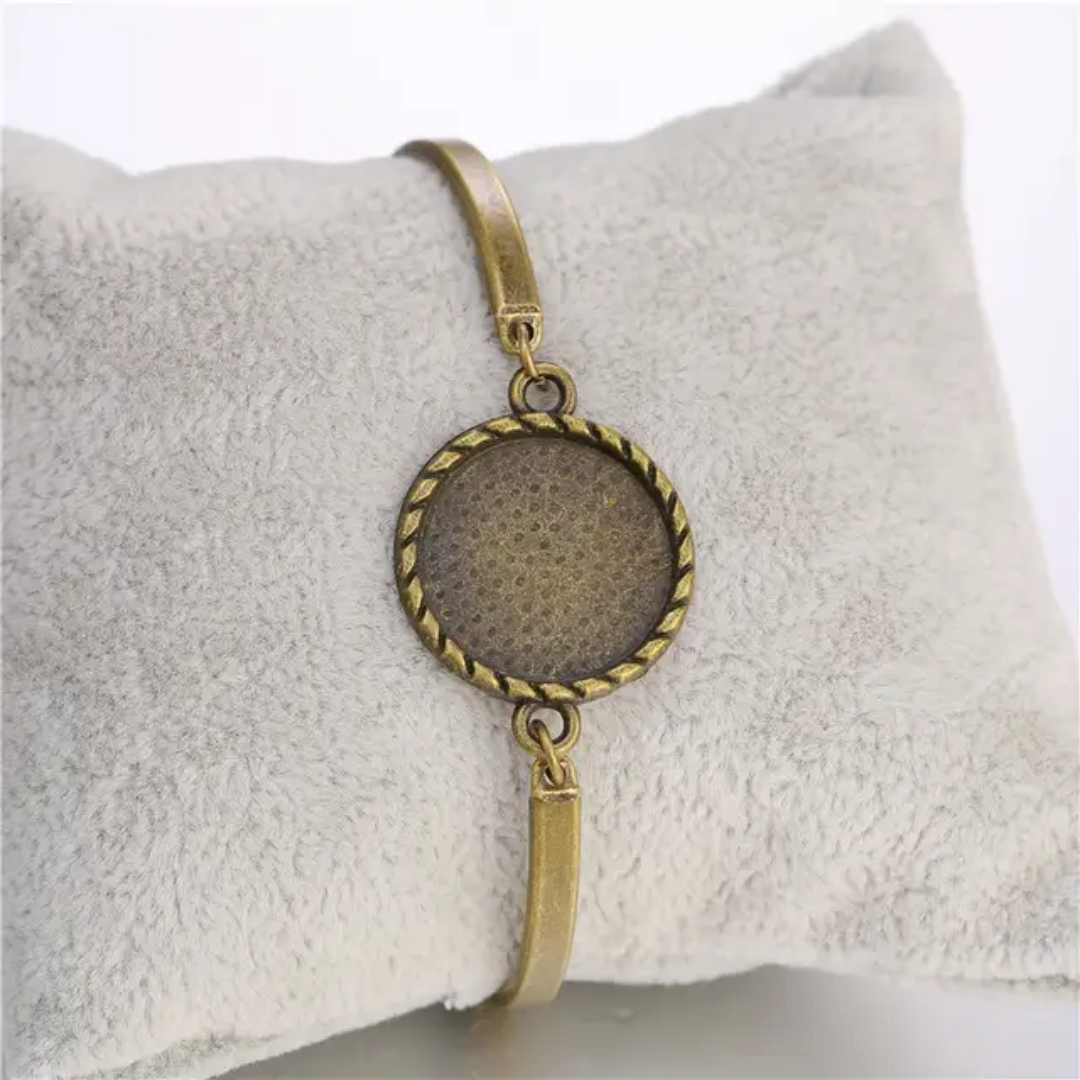 Vintage Bracelet Round 20mm 1 Piece - Design 10