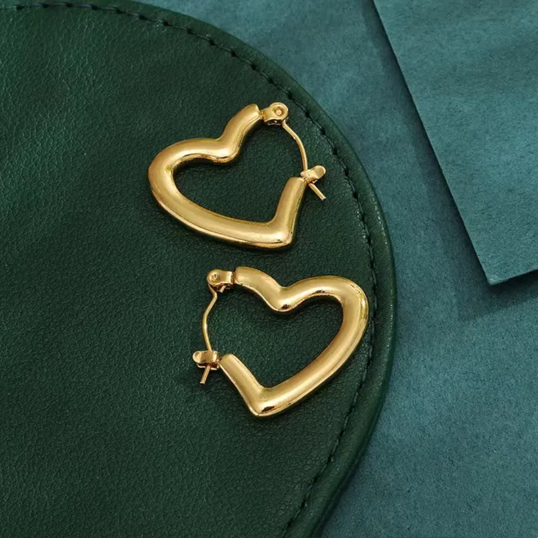 Curvy Heart Hoops
