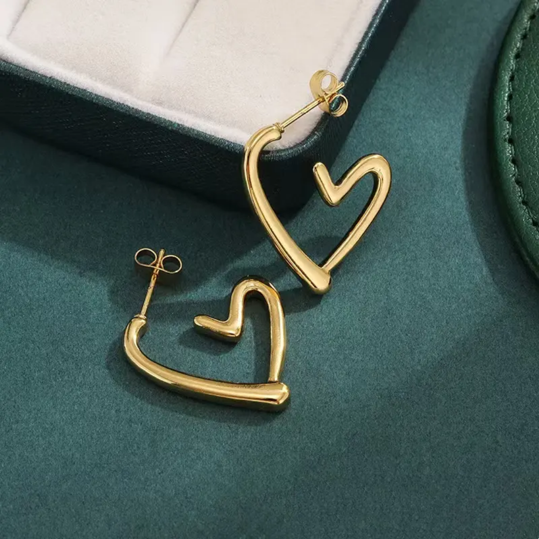 Classic Curvy Heart Hoops
