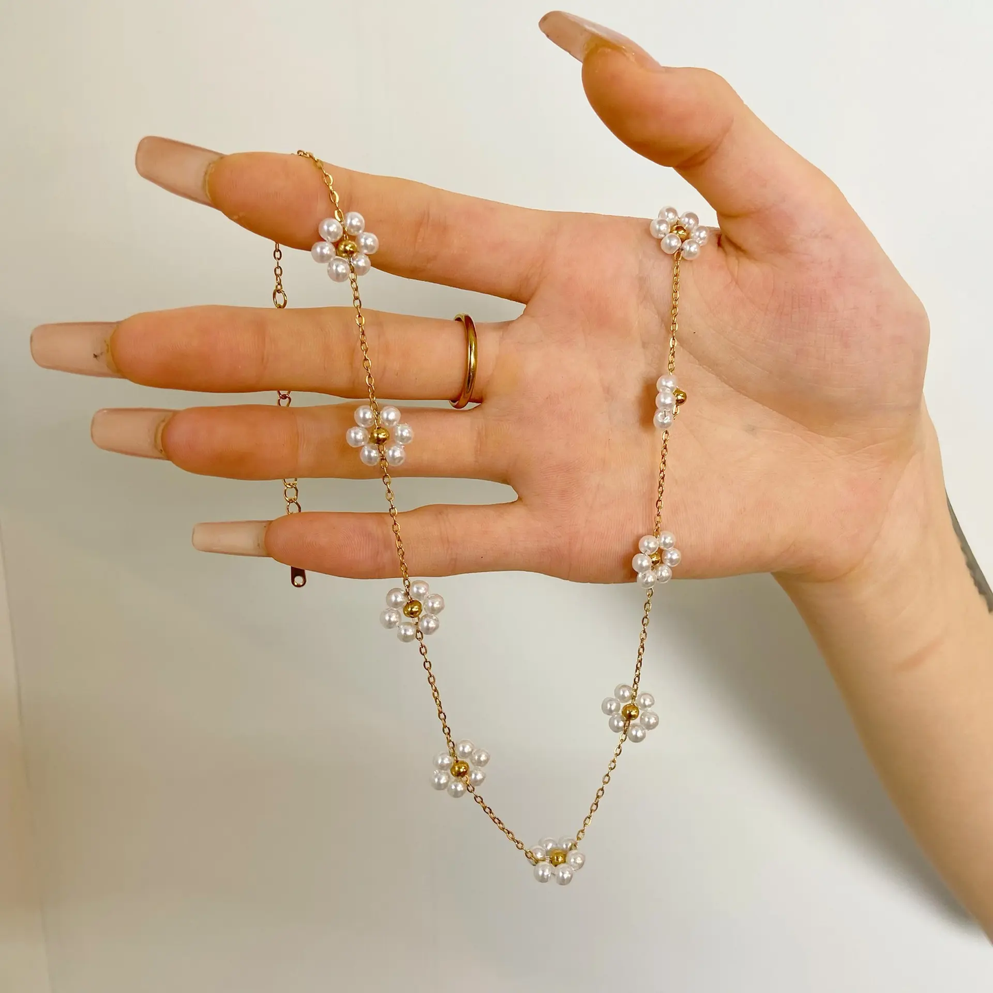 Pearly Floral Chain