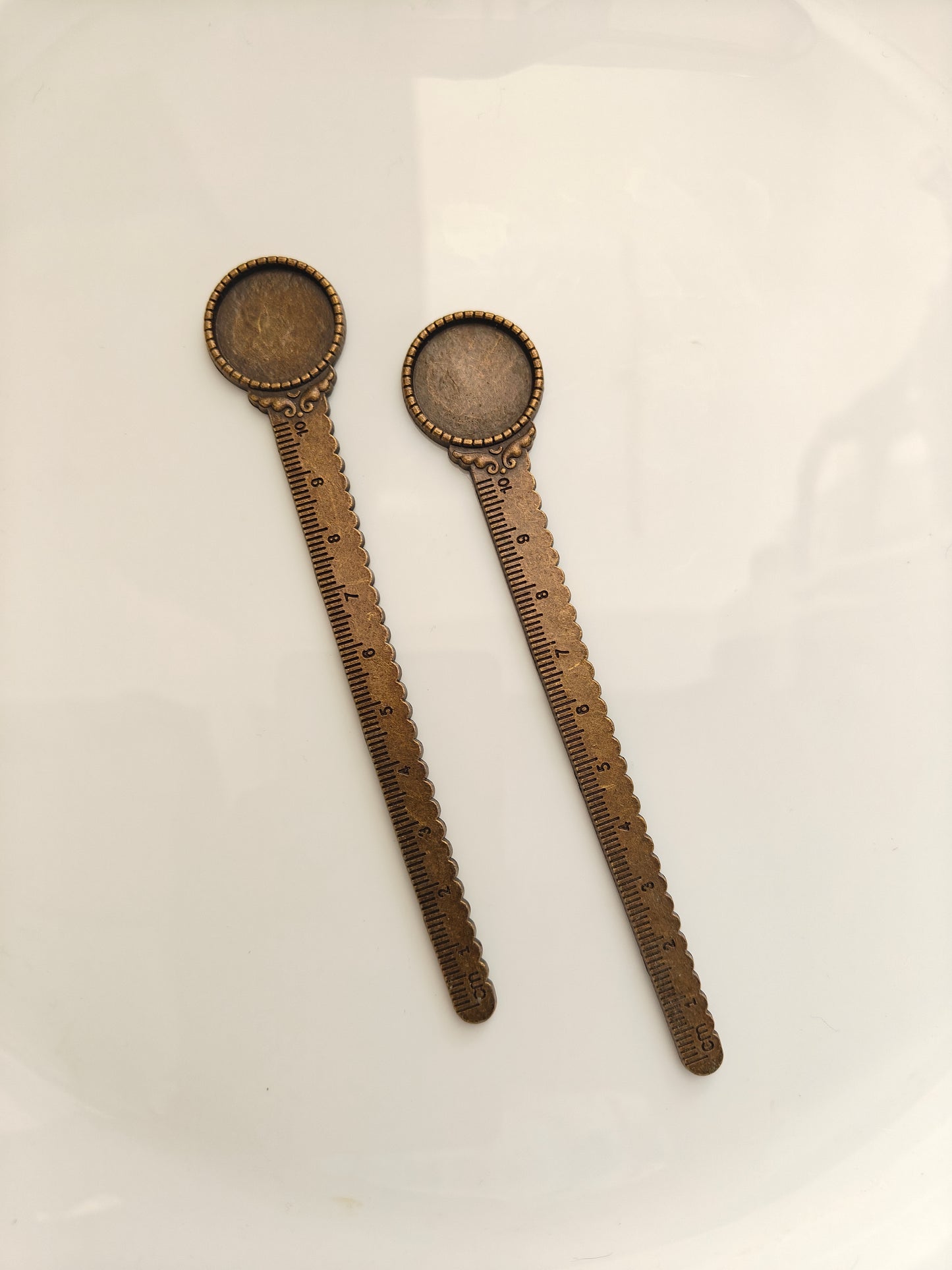 Scale Bookmark Design 2 - 1 Piece
