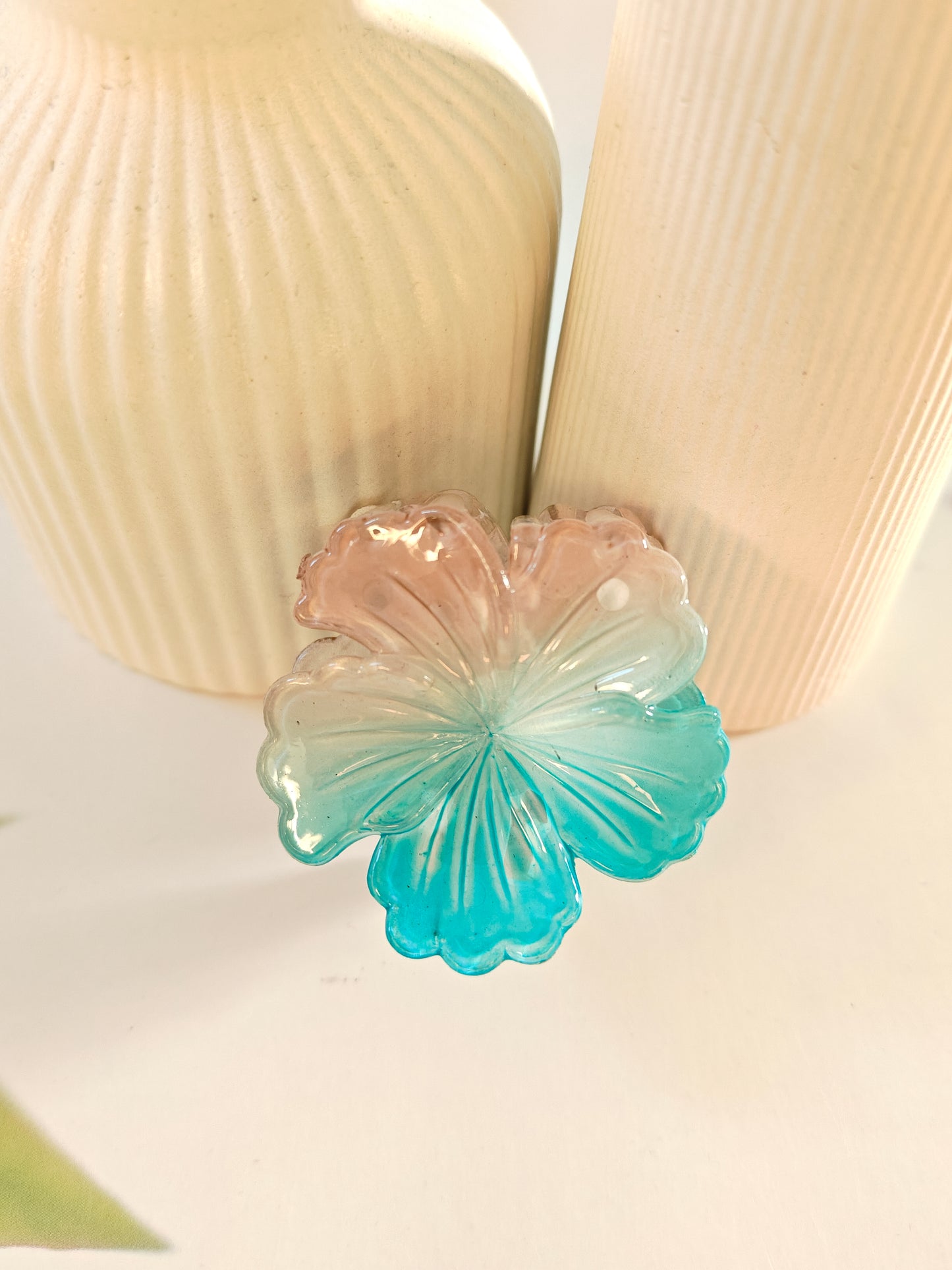 Mini Hibiscus Claw Clip - 1 Piece