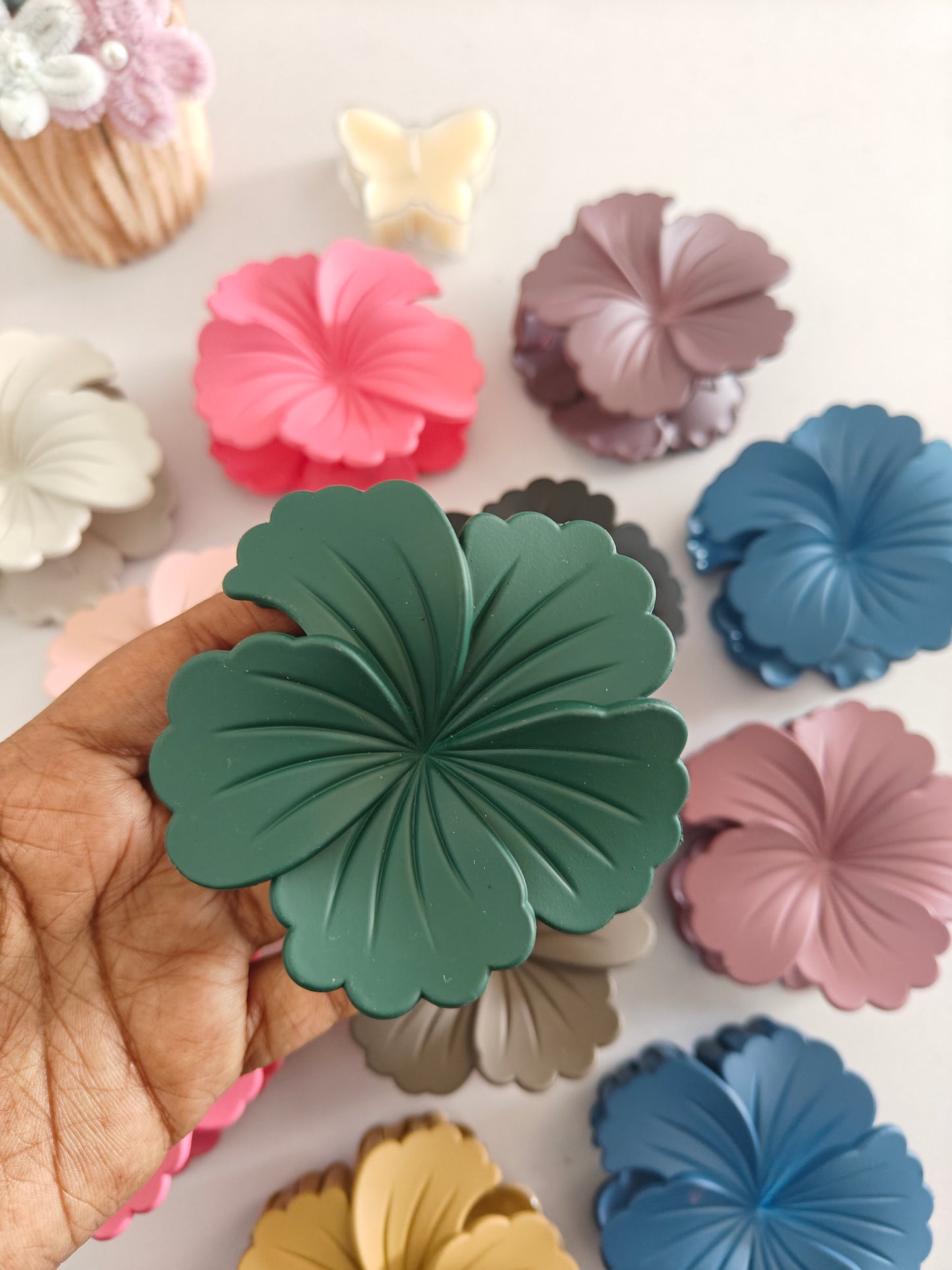 Matte Hibiscus Claw Clips - Big Size