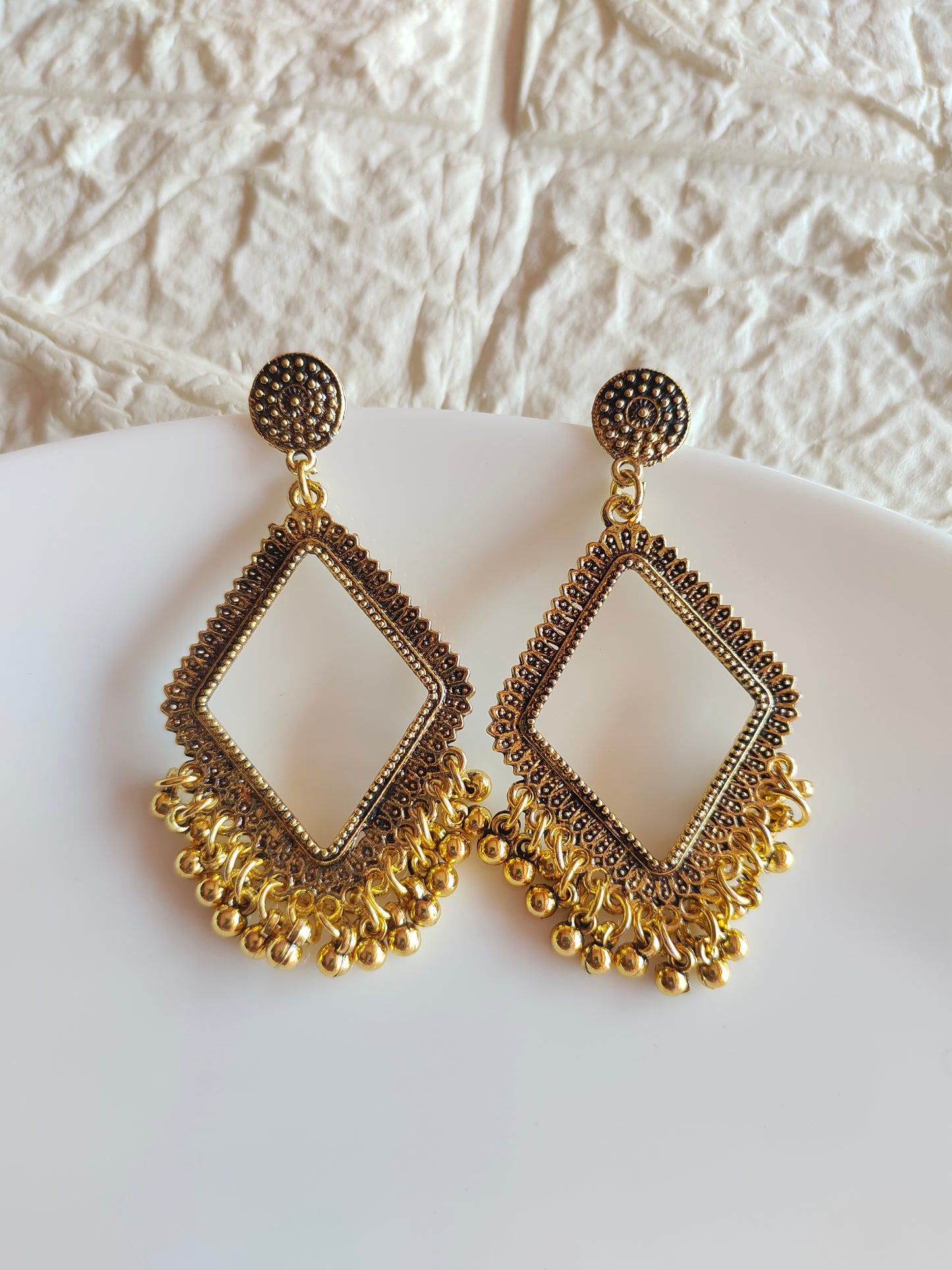 Basic Jhumka Bases - 1 Pair