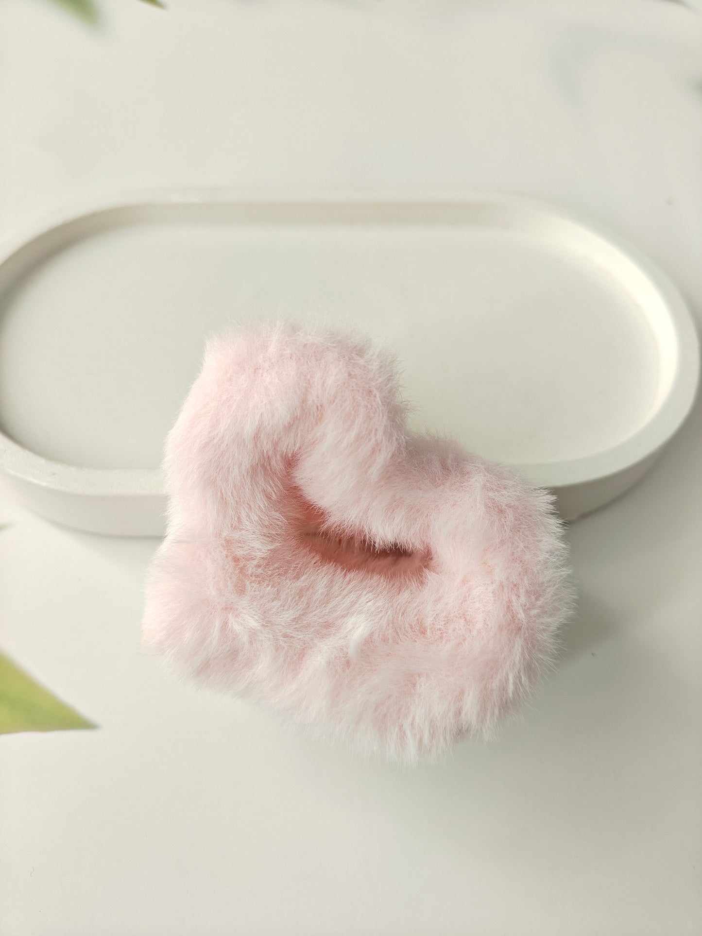 Fluffy Heart Claws