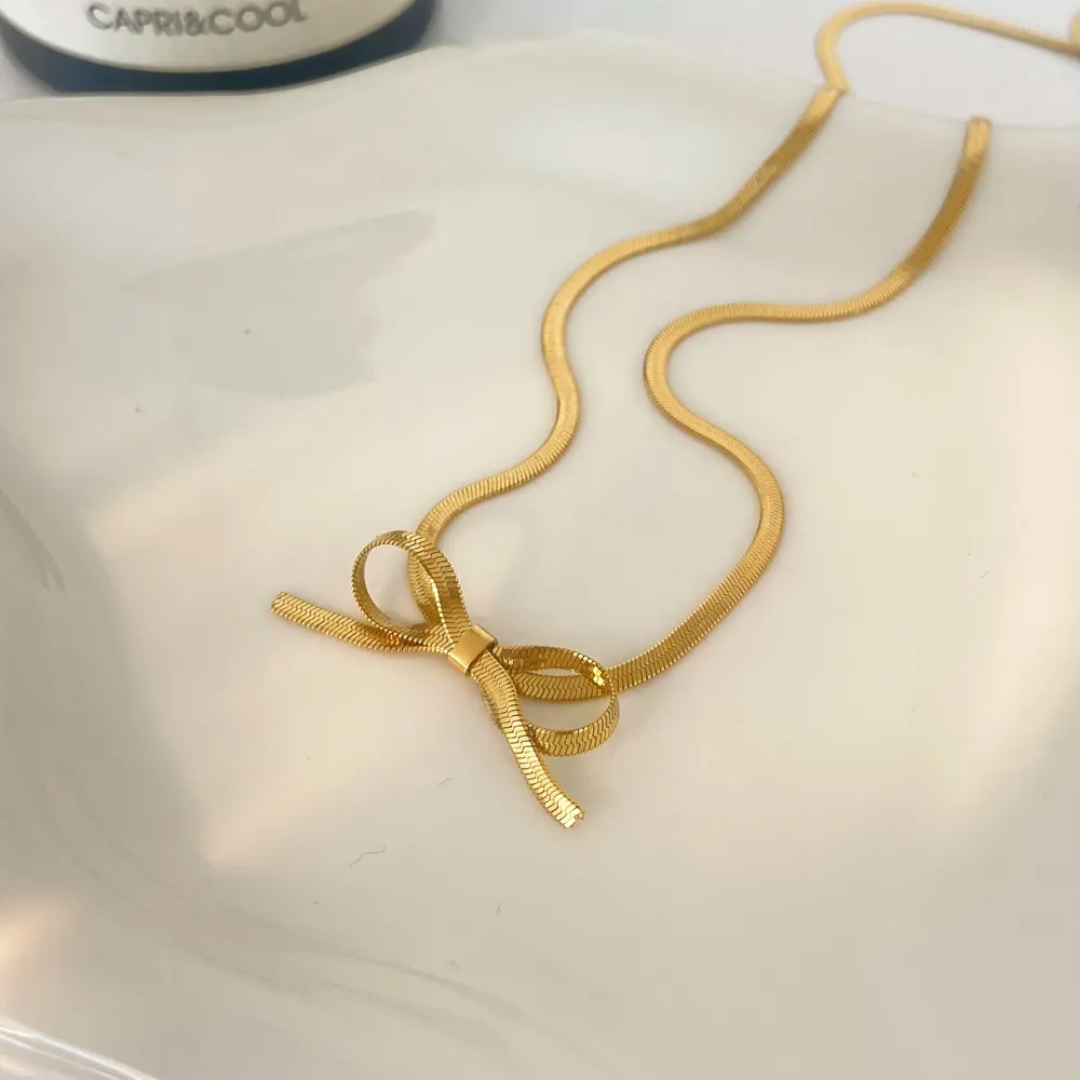 Bow Choker Necklace