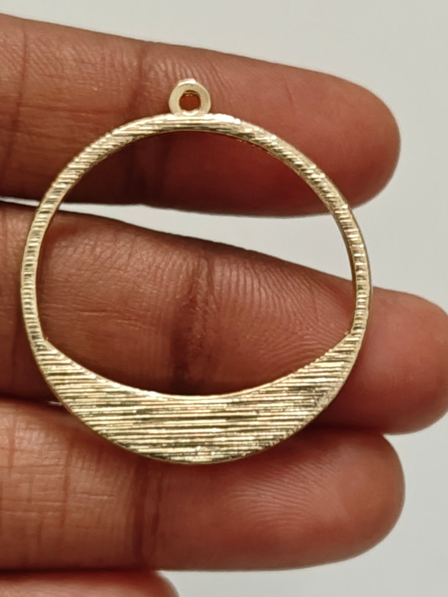 Circle Open Bezel 28*30mm - 1 Piece