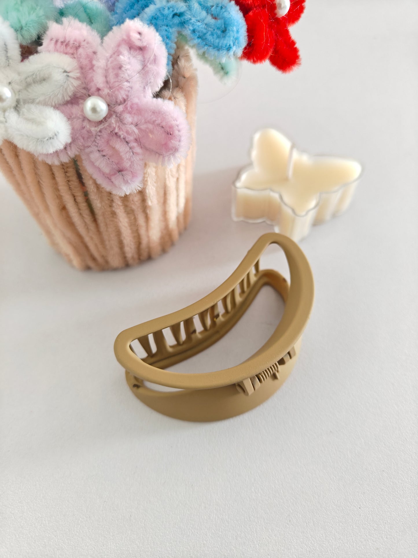 Crescent Claws