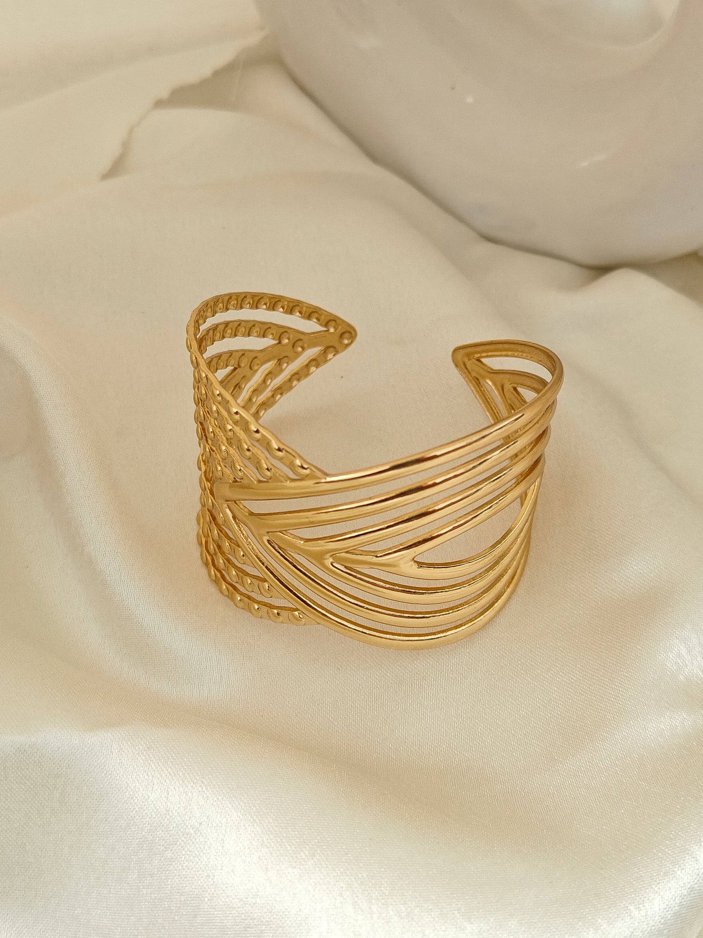 Triana Cuff