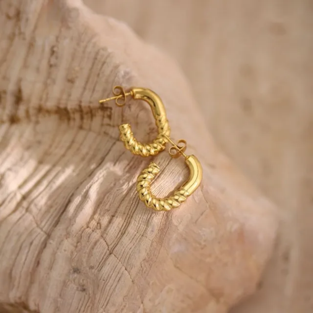 Spiral G Hoops