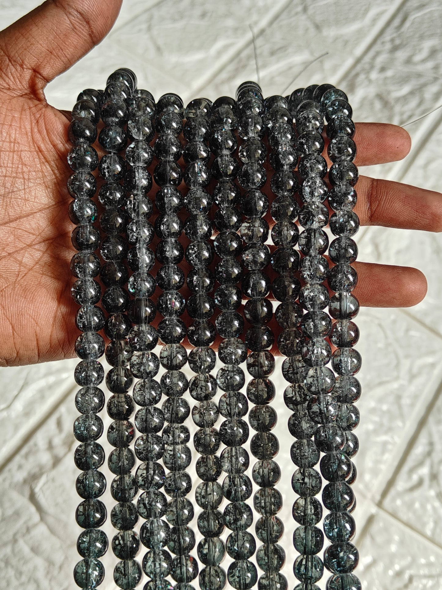 Single Shade Crackle Beads Black - approx. 100 beads