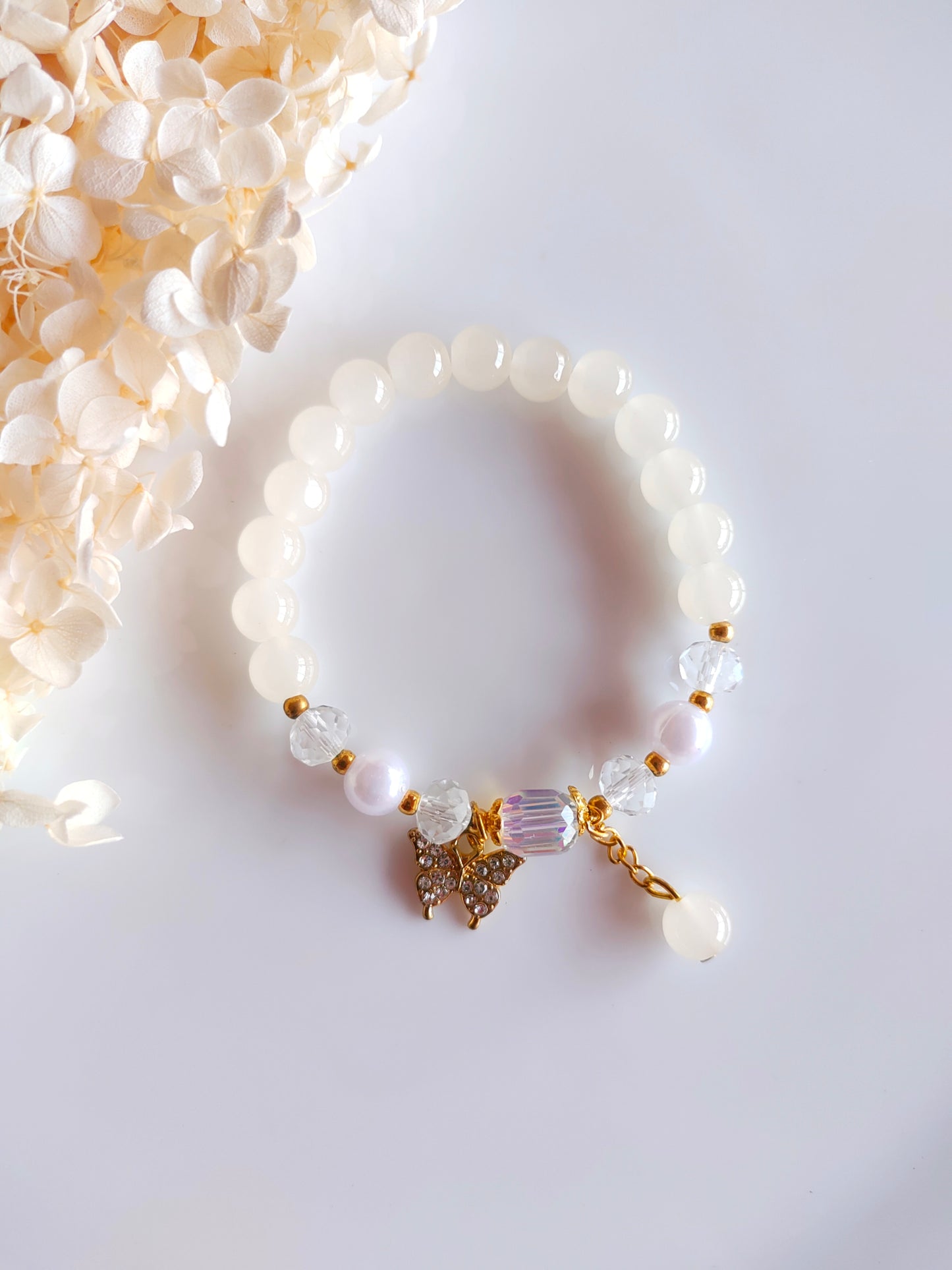 Aurora Flutter Bracelet - Cream