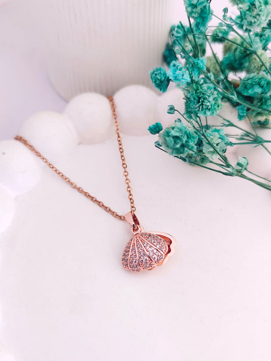 Shell RG Necklace