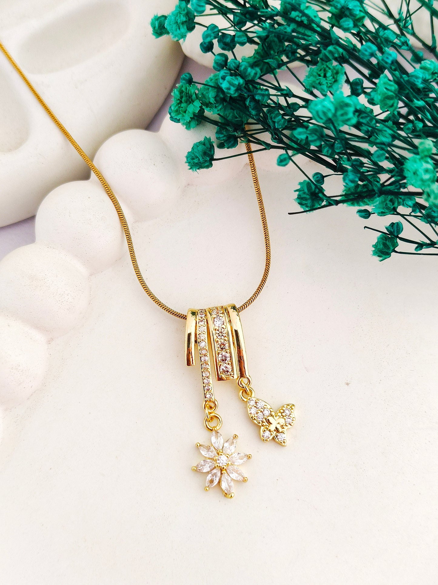 Little Voyager Necklace