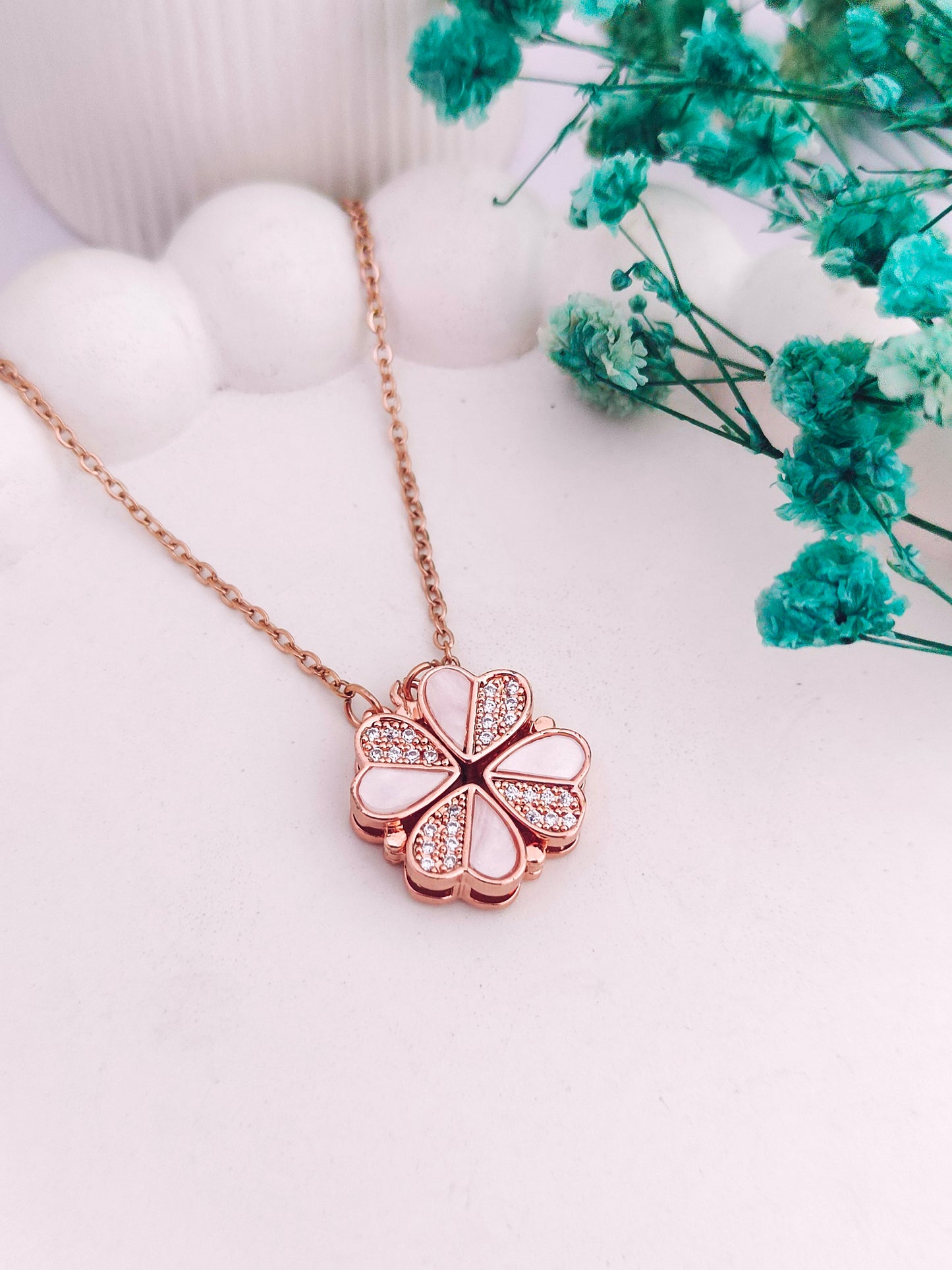 Heart Magnetic Clover RG Necklace