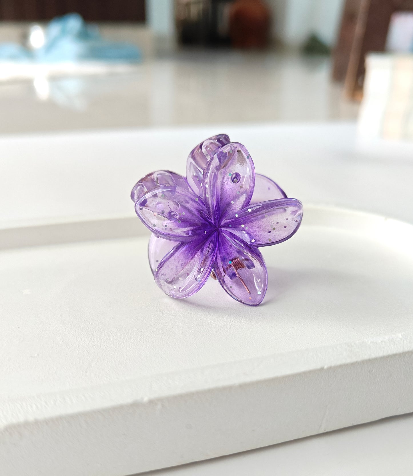 Mini Crystal Daisy Claws