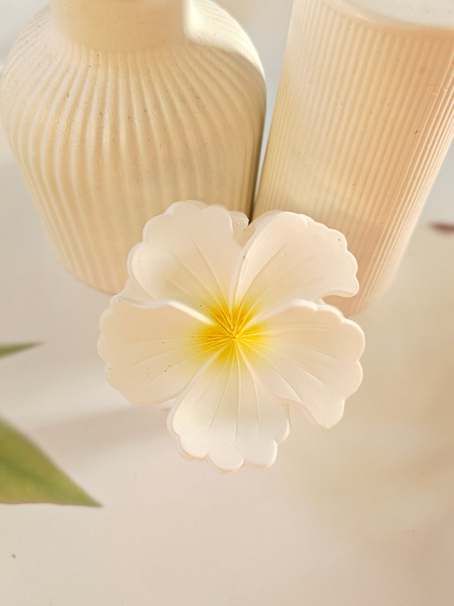 Hibiscus Claw Clip - Big Size