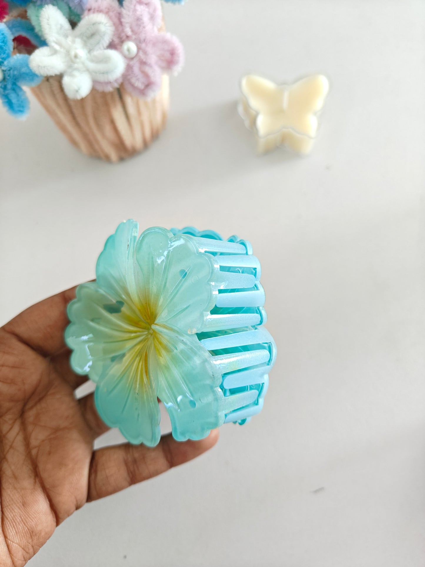 Glossy Hibiscus Claw Clips - Big Size