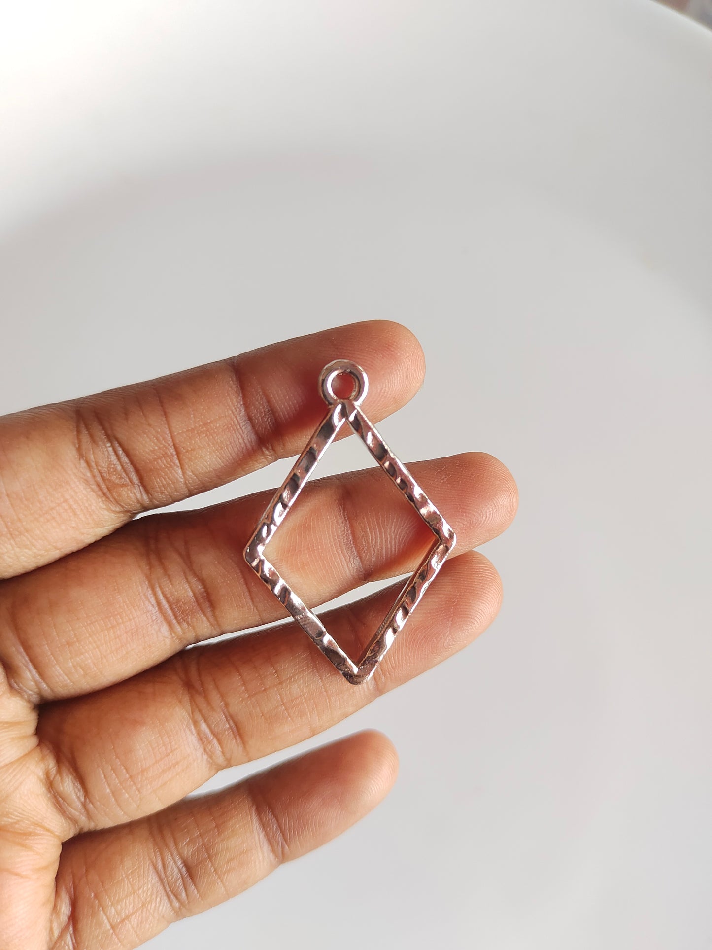 Silver Rhombus Hammered Bezel - 1 Piece