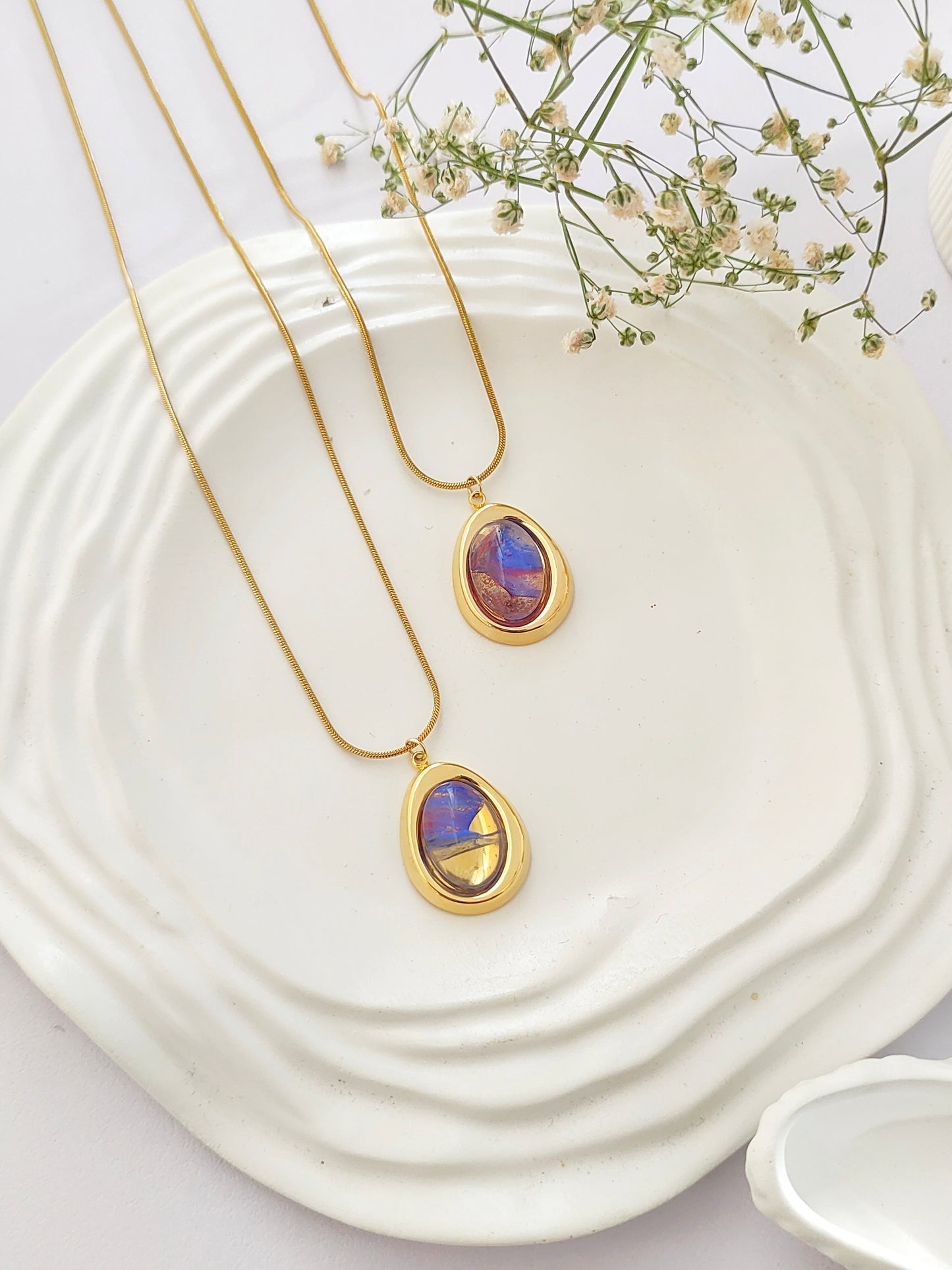 Midnight Shine Necklace