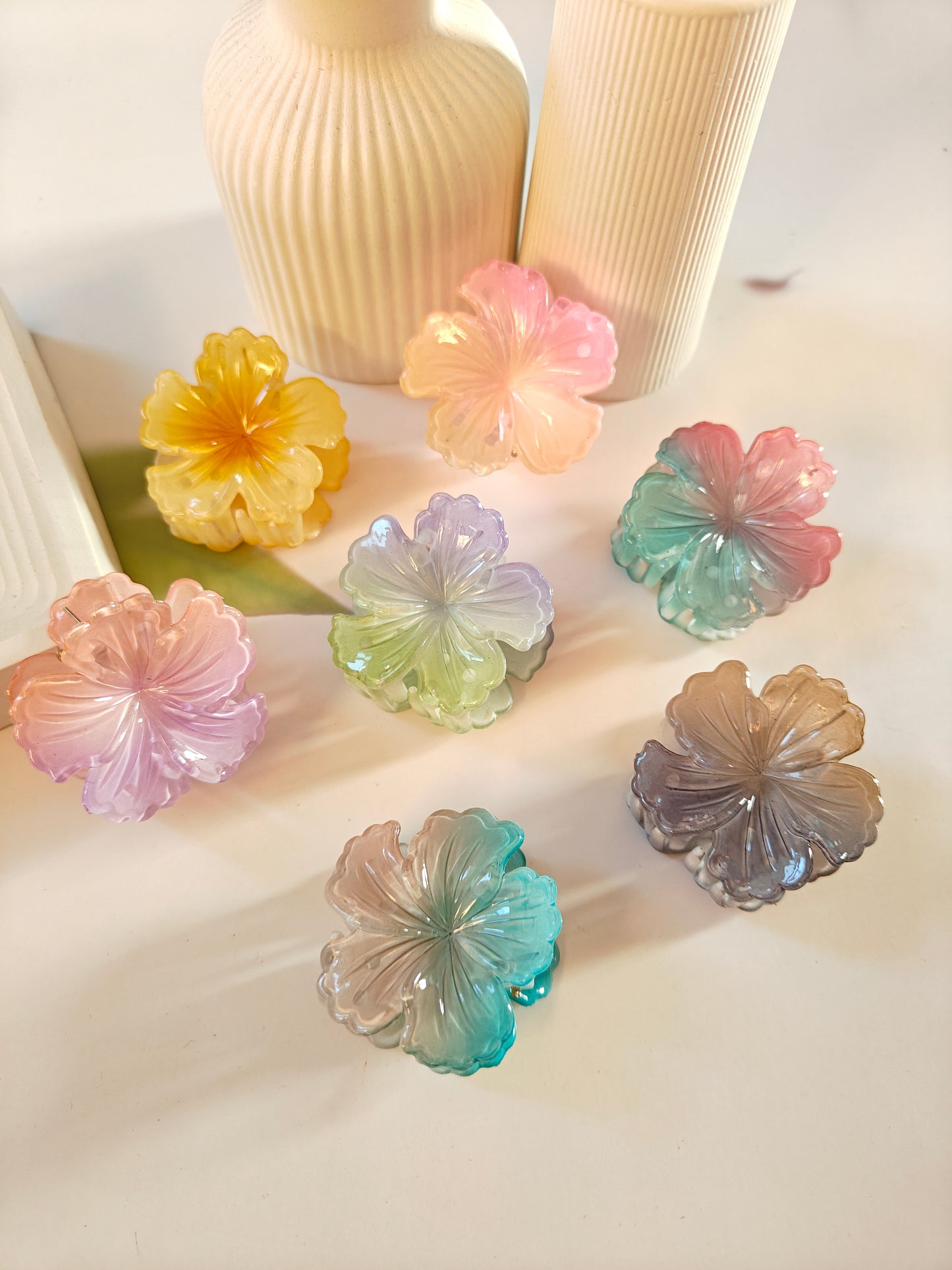 Mini Hibiscus Claw Clip - 1 Piece