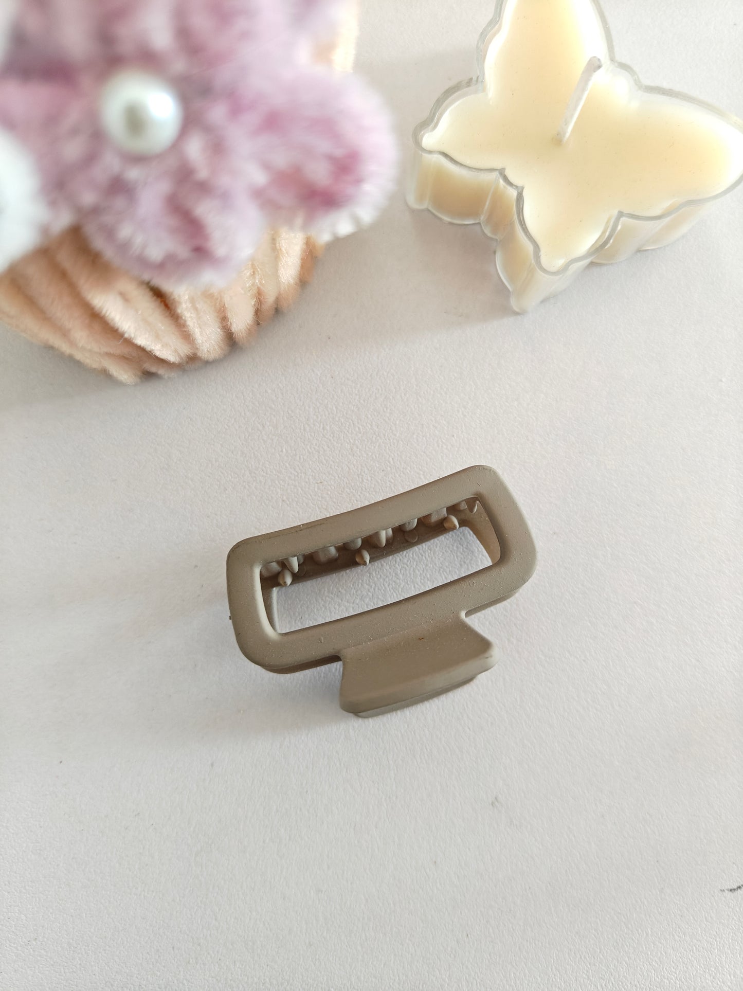 Mini Curvy Rectangle Claw