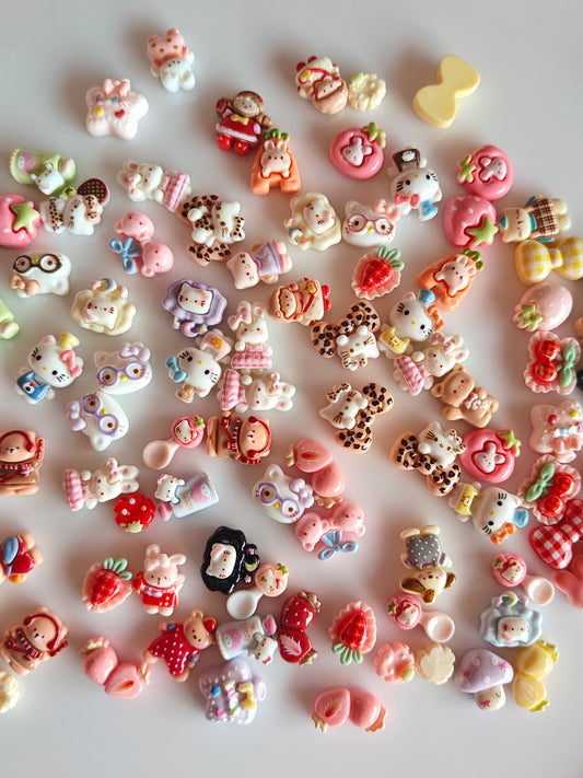 Decoden Charms - Pack of 10
