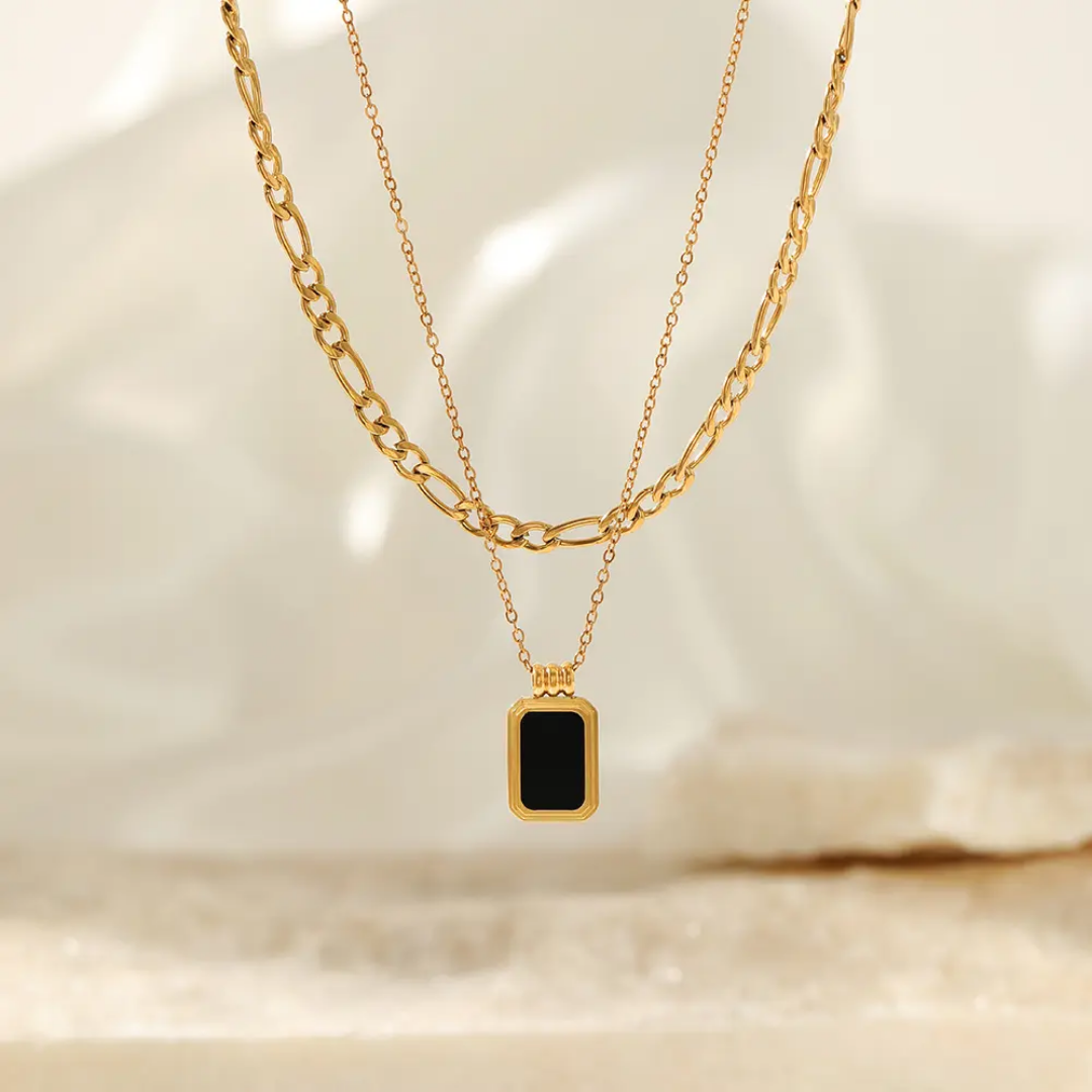 Black Pendant Layer Chain