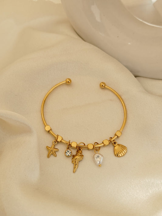 Seaspell Minimalist Cuff
