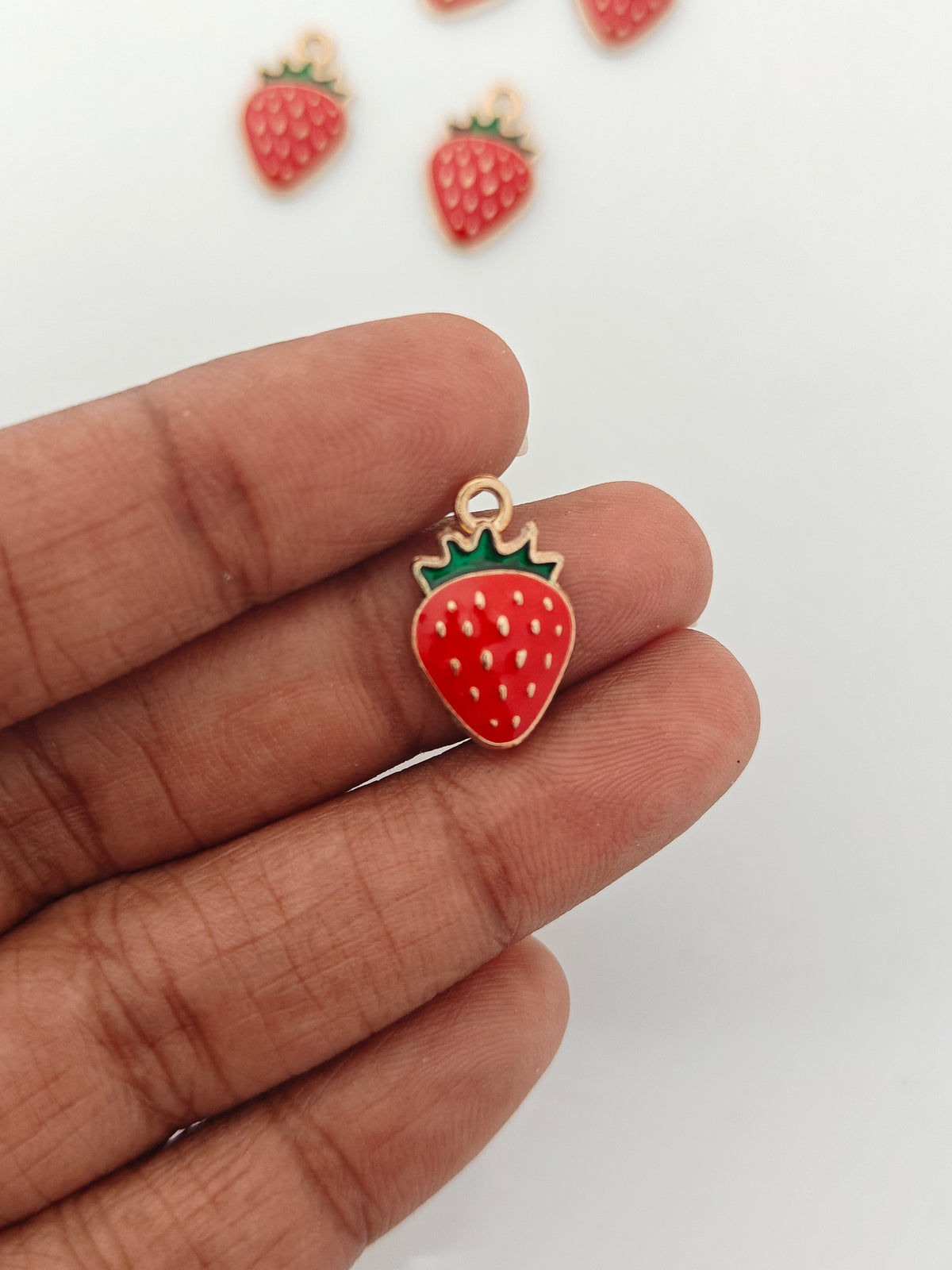 Strawberry Charm - 1 Piece