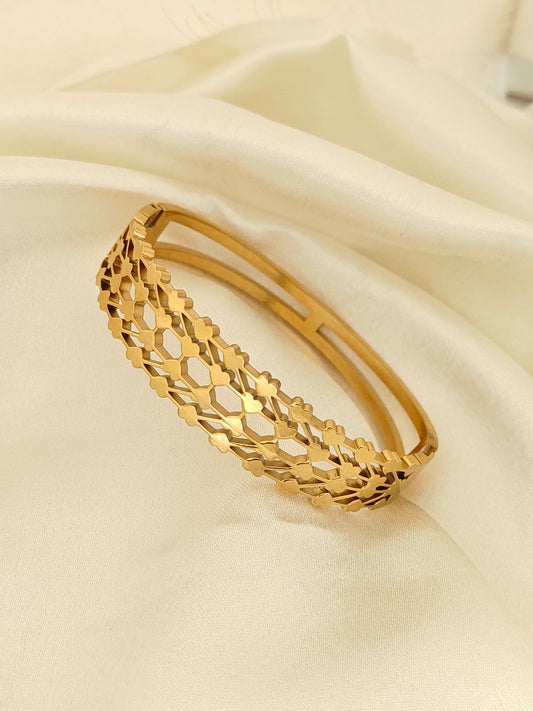 Heart Series Kada