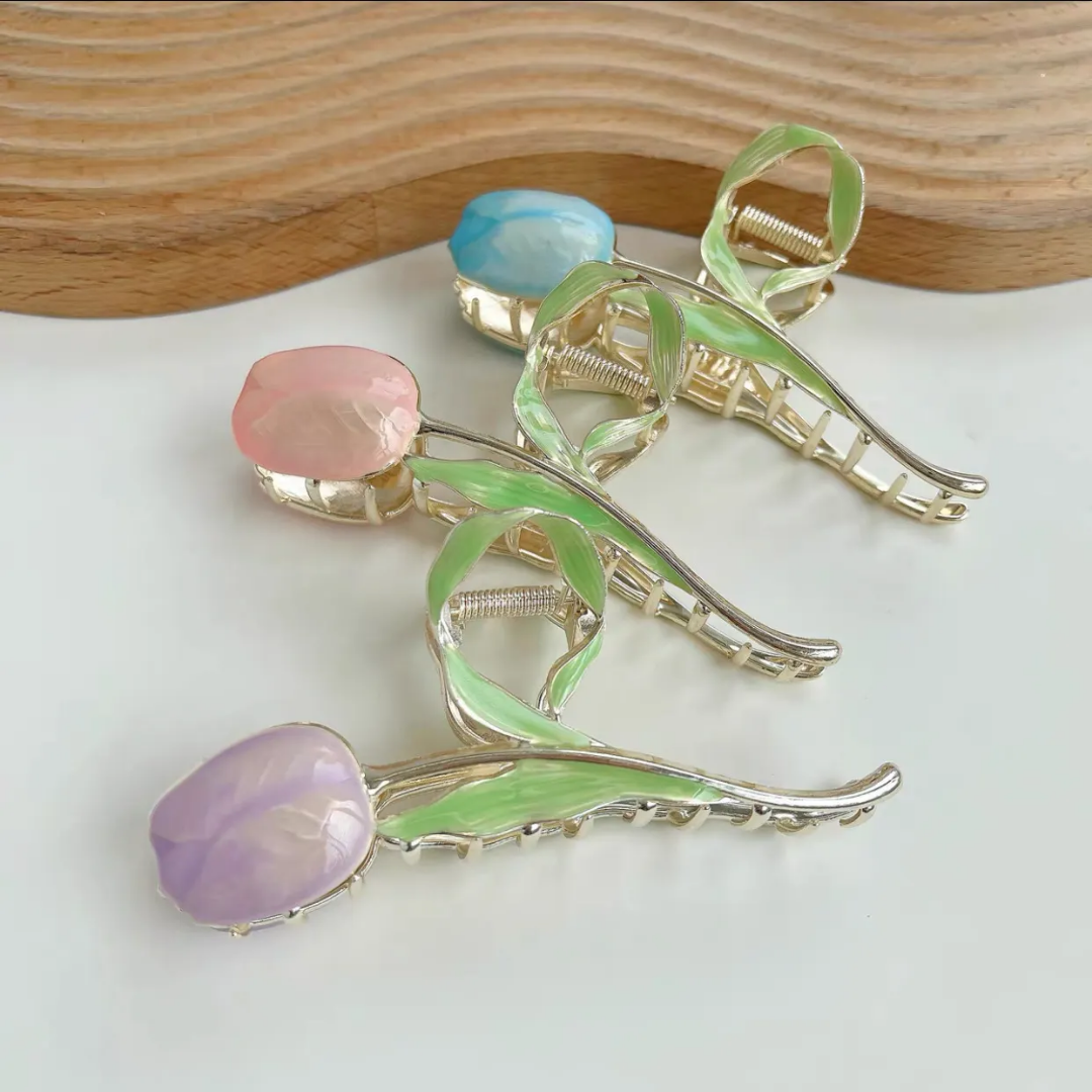 Korean Style Tulip Claw Clip